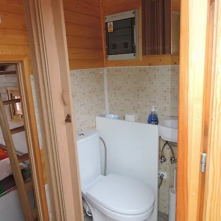 Houseboat4you *