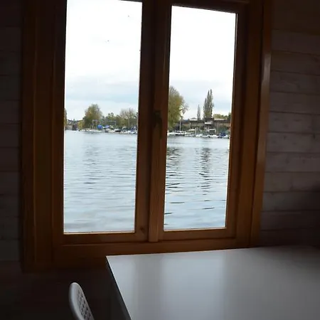 Houseboat4you Botel